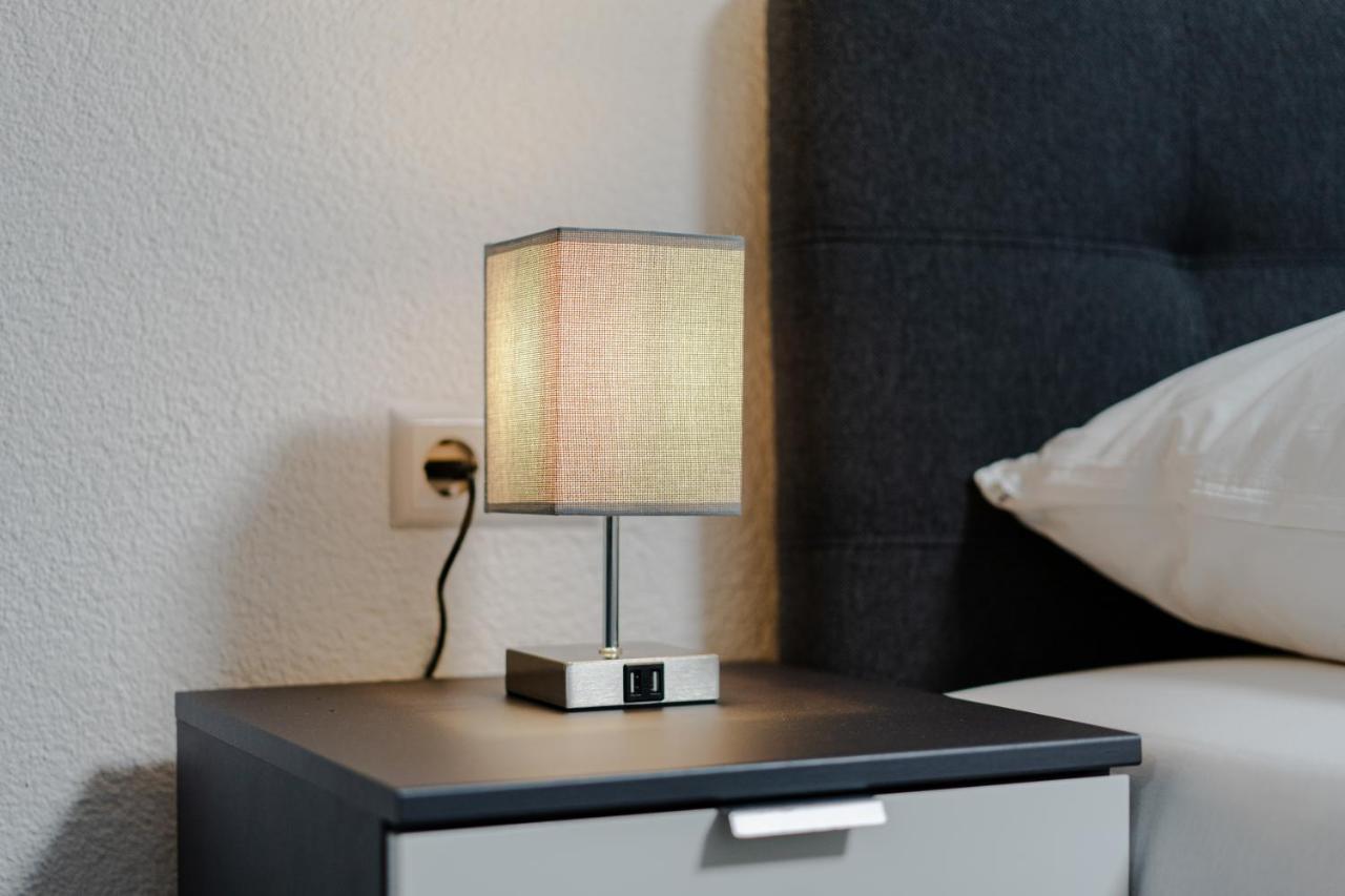 Modern - Ruhige Lage - Zentrumsnah - 2-Zimmer Apartment 内卡河畔霍尔布 外观 照片